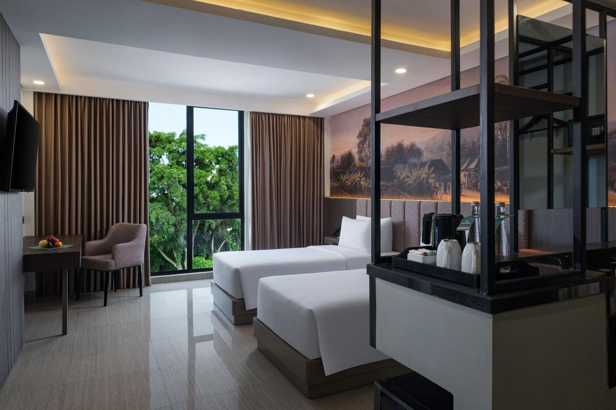 Hotel Santika ブリタール エクステリア 写真
