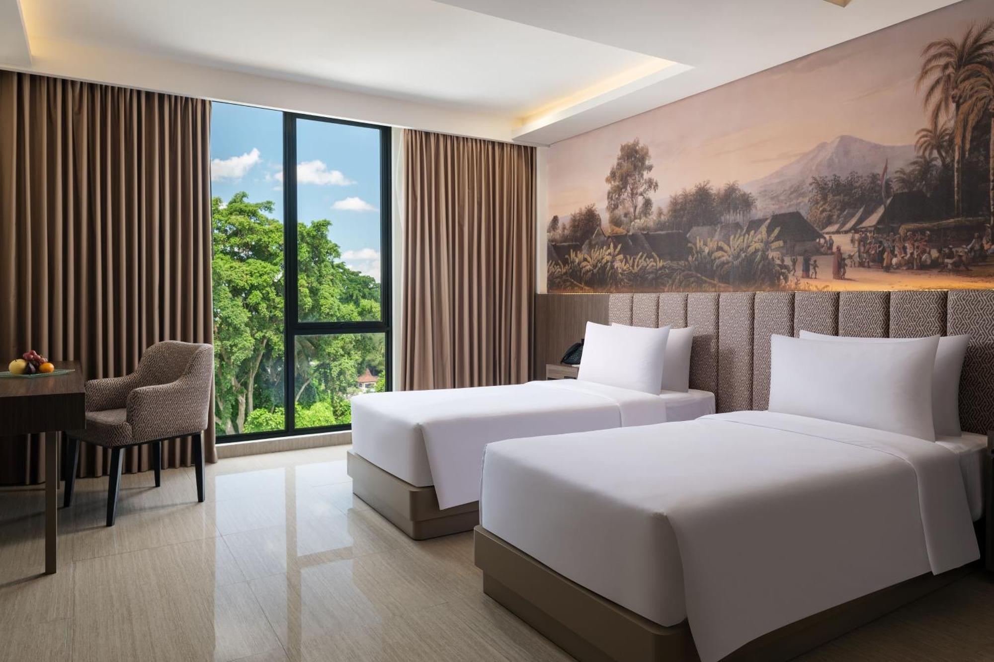 Hotel Santika ブリタール エクステリア 写真